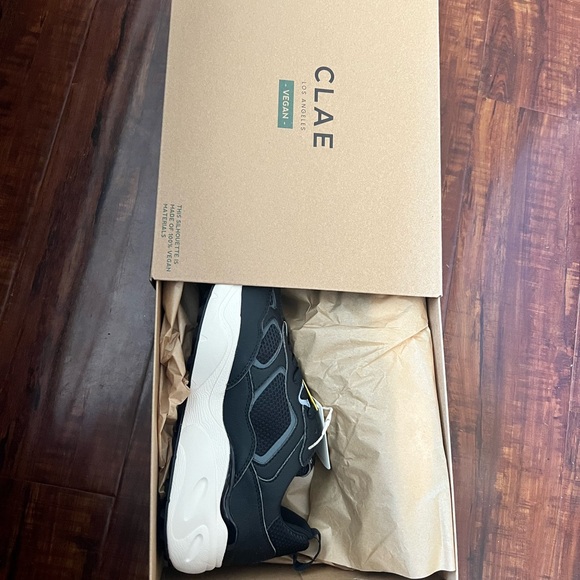 NIB Clae Salazar Black Sneakers - Picture 7 of 9